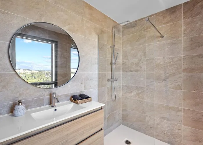 Вилла Capucine - Modern Антиб