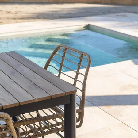 Capucine - Modern * Antibes