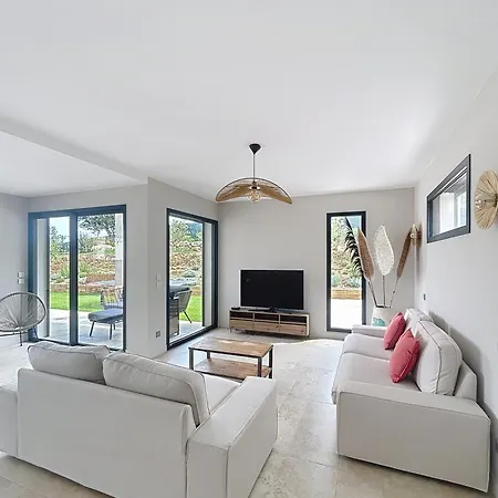 Capucine - Modern Villa Antibes