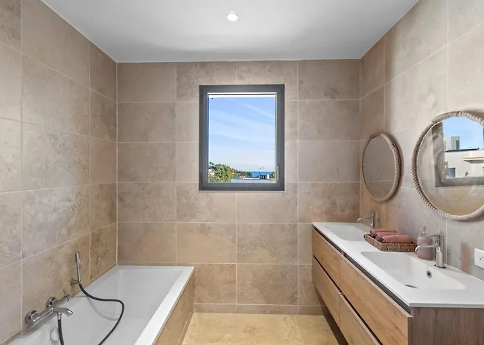 Villa Capucine - Modern Antibes