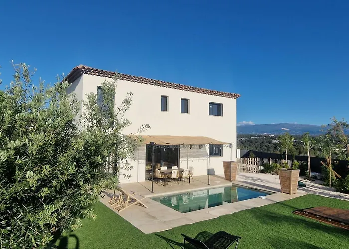 Capucine - Modern Antibes